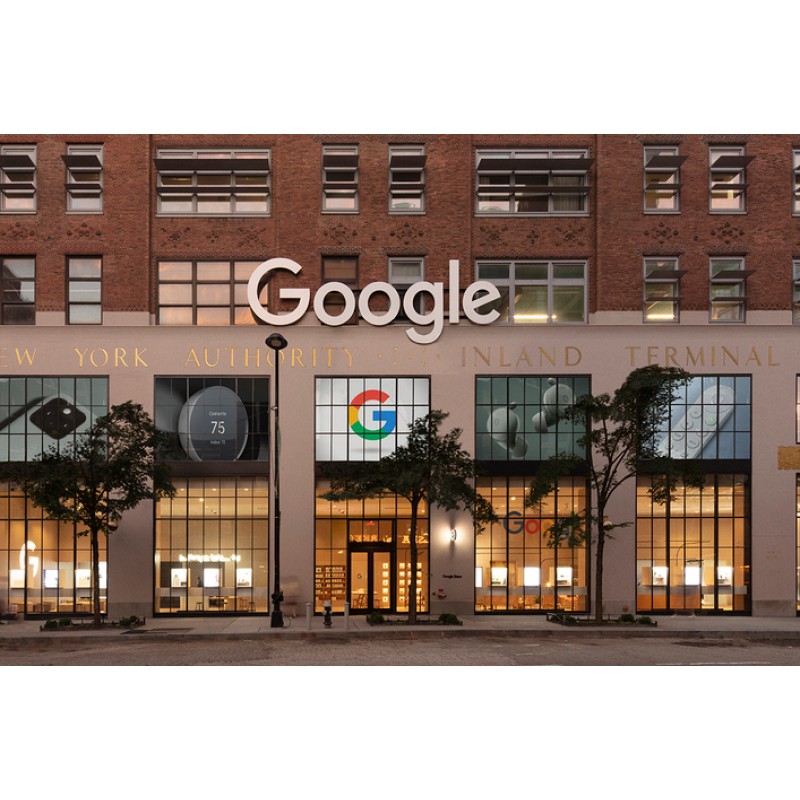 Bên trong cửa hàng đầu tiên của Google